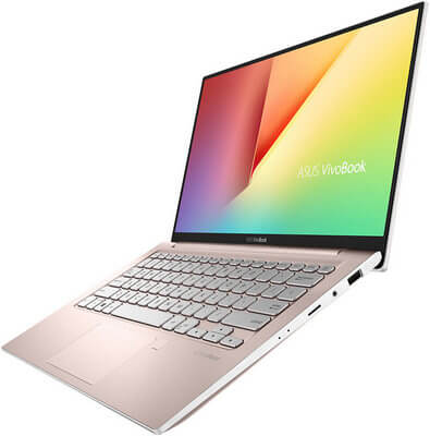 На ноутбуке Asus VivoBook S13 S330 мигает экран